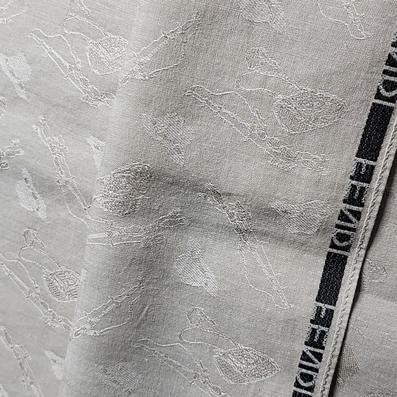 FENDI 💯 Authentic Handkerchief Cotton - Picture 7 of 7